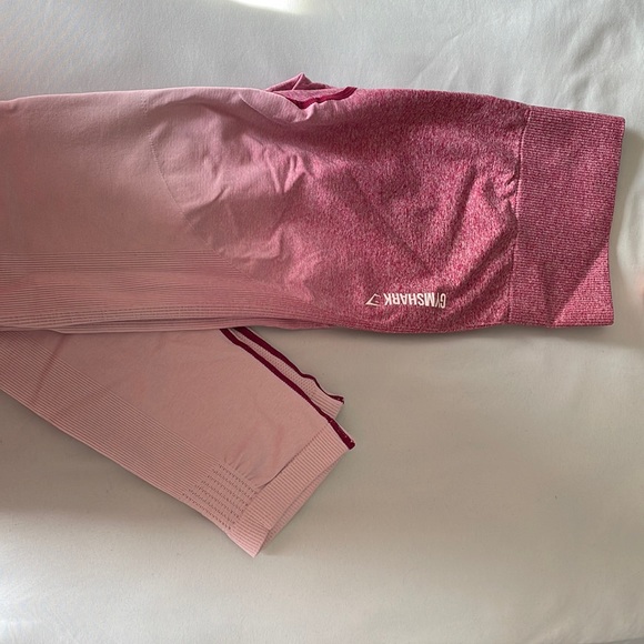 Gymshark Pants - Gym Shark Ombré Pink